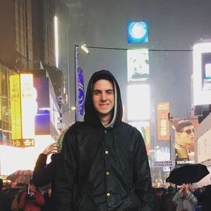 Meet your Posher, Maxwell